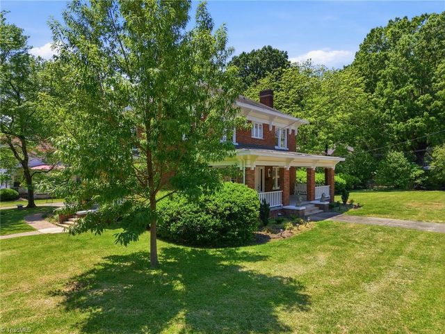 804 Davis Street, Burlington, NC 27215