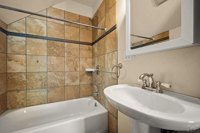 214 S Chestnut St., Trinidad, CO 81082