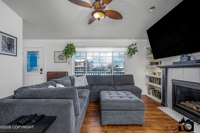 14014 E Jersey Loop, Palmer, AK 99645