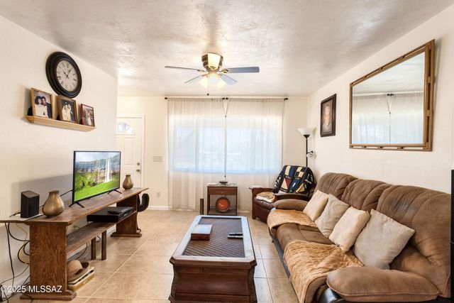 4964 E Raffaele Avenue, Sierra Vista, AZ 85635