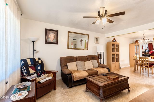 4964 E Raffaele Avenue, Sierra Vista, AZ 85635