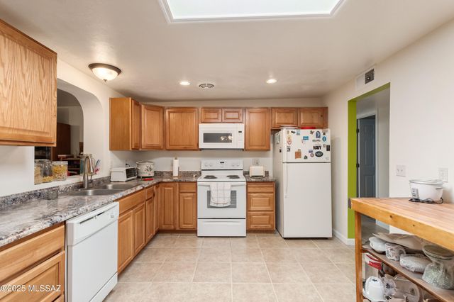 4964 E Raffaele Avenue, Sierra Vista, AZ 85635