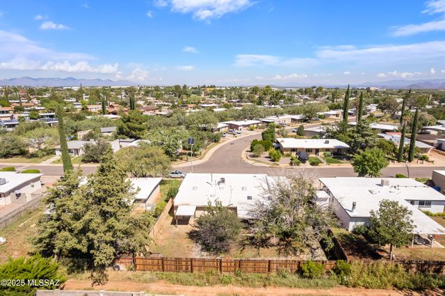 4964 E Raffaele Avenue, Sierra Vista, AZ 85635