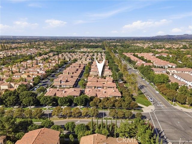 23 Herringbone, Irvine, CA 92620