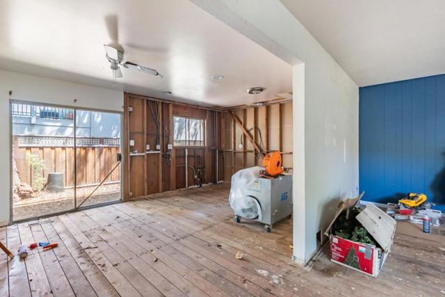 1110 Allerton Street, Redwood City, CA 94063