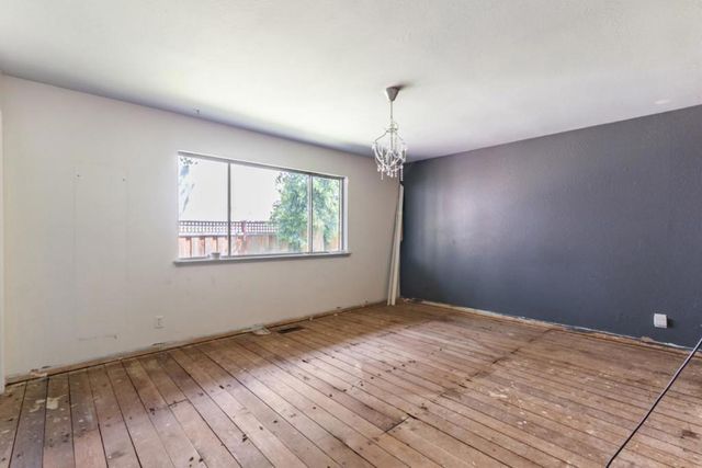 1110 Allerton Street, Redwood City, CA 94063