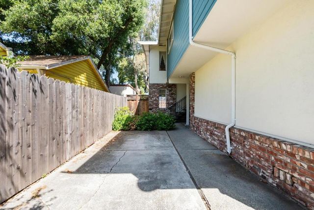 1110 Allerton Street, Redwood City, CA 94063