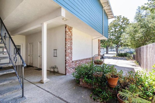 1110 Allerton Street, Redwood City, CA 94063