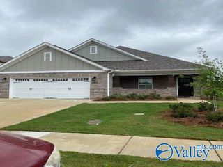15595 Ironcrest Drive, Harvest, AL 35749