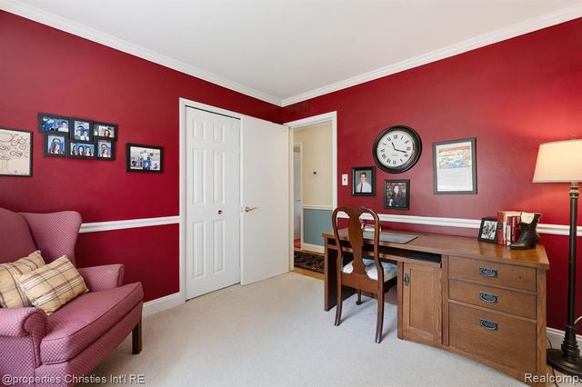 932 S Reading Road, Bloomfield Hills, MI 48304