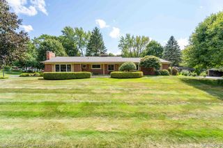932 S Reading Road, Bloomfield Hills, MI 48304