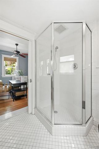444 Melville Avenue, University City, MO 63130