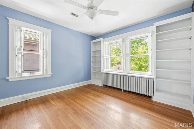 444 Melville Avenue, University City, MO 63130
