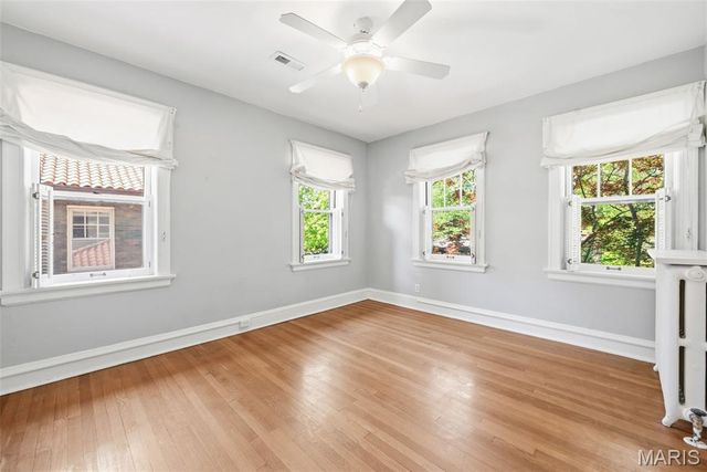 444 Melville Avenue, University City, MO 63130