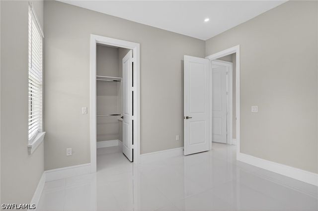 563 15th ST NW, Naples, FL 34120