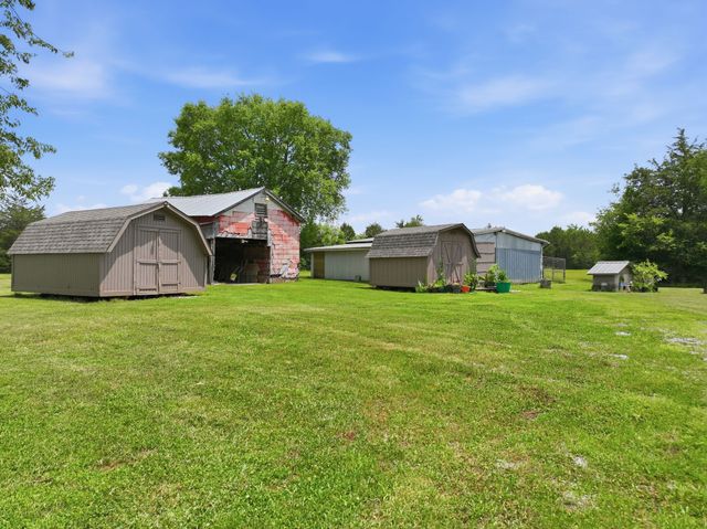 5040 Sharpsville Rd, Murfreesboro, TN 37130