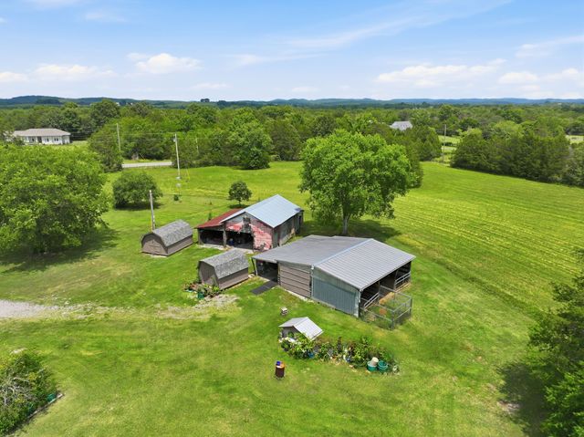 5040 Sharpsville Rd, Murfreesboro, TN 37130