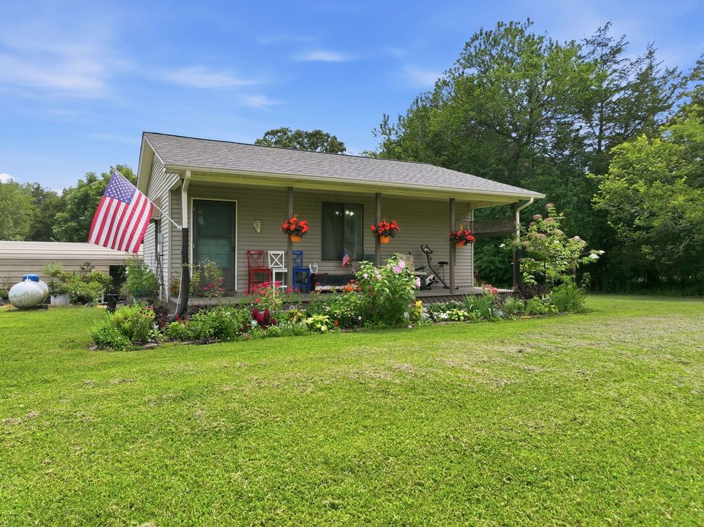 5040 Sharpsville Rd, Murfreesboro, TN 37130