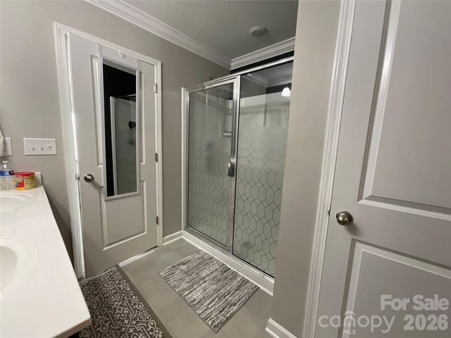 7422 Larwill Lane, Charlotte, NC 28216