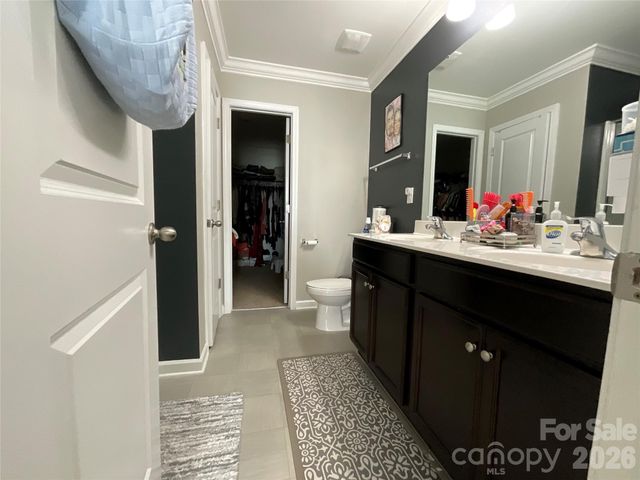 7422 Larwill Lane, Charlotte, NC 28216