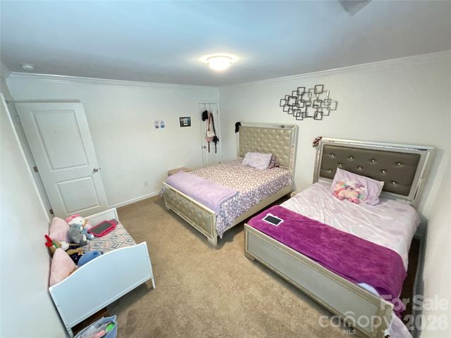 7422 Larwill Lane, Charlotte, NC 28216