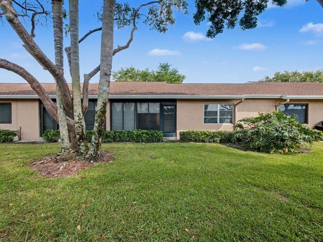 8324 Summerbreeze Lane, Boca Raton, FL 33496