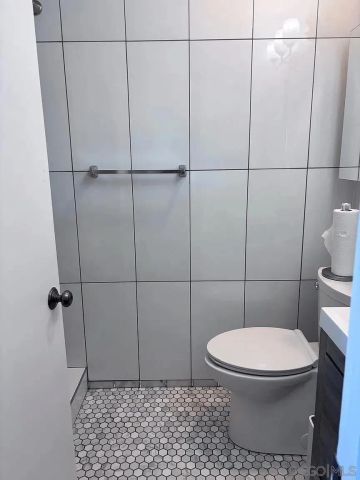 8273 Via Mallorca, La Jolla, CA 92037