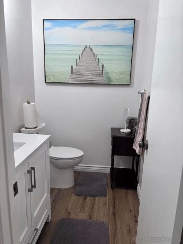 8273 Via Mallorca, La Jolla, CA 92037