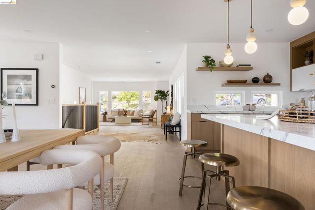 799 Santa Ray Ave, Oakland, CA 94610