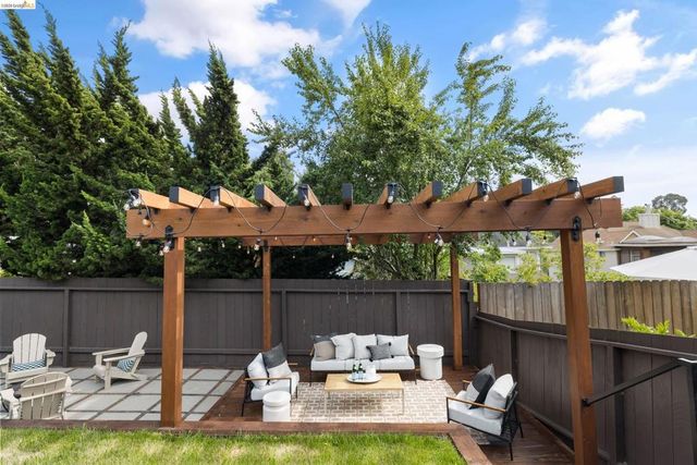 799 Santa Ray Ave, Oakland, CA 94610