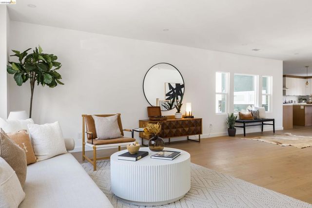 799 Santa Ray Ave, Oakland, CA 94610