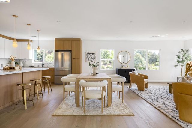 799 Santa Ray Ave, Oakland, CA 94610