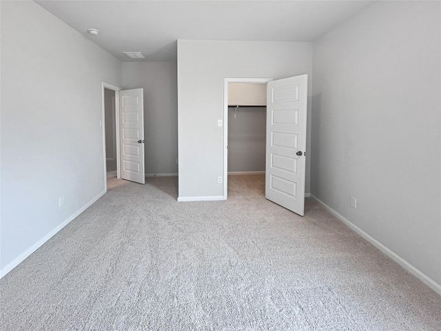 1982 S Riverside Circle, Dayton, TX 77535
