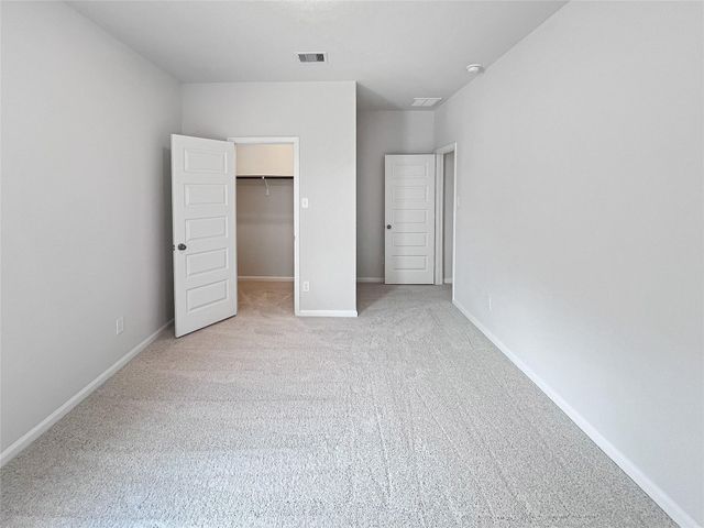 1982 S Riverside Circle, Dayton, TX 77535