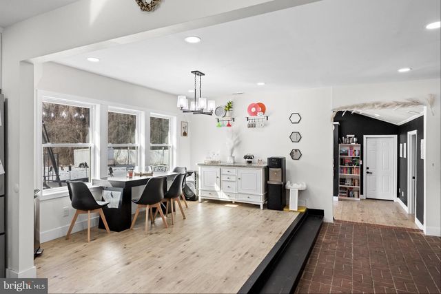 235 E PITTSFIELD ST, Pennsville, NJ 08070