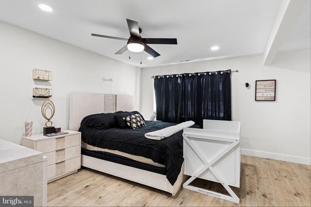 235 E PITTSFIELD ST, Pennsville, NJ 08070