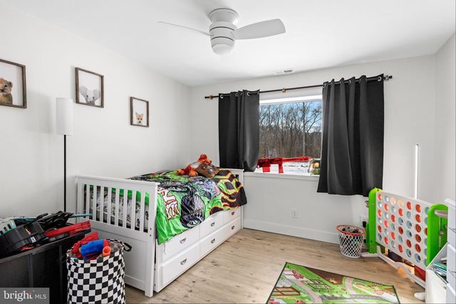 235 E PITTSFIELD ST, Pennsville, NJ 08070