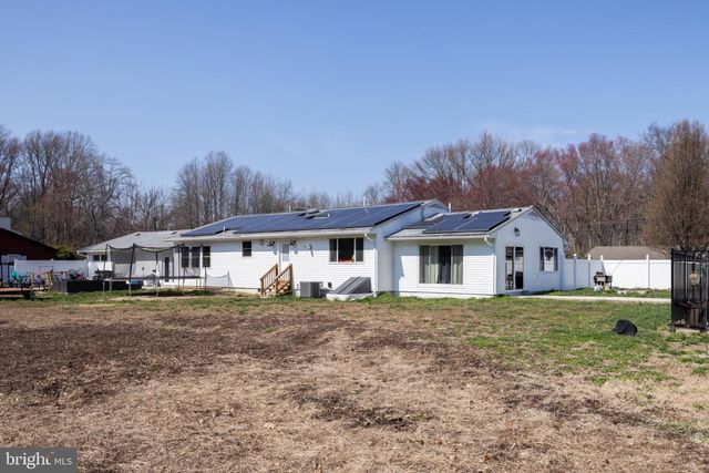 235 E PITTSFIELD ST, Pennsville, NJ 08070
