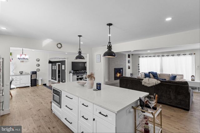 235 E PITTSFIELD ST, Pennsville, NJ 08070