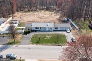 235 E PITTSFIELD ST, Pennsville, NJ 08070
