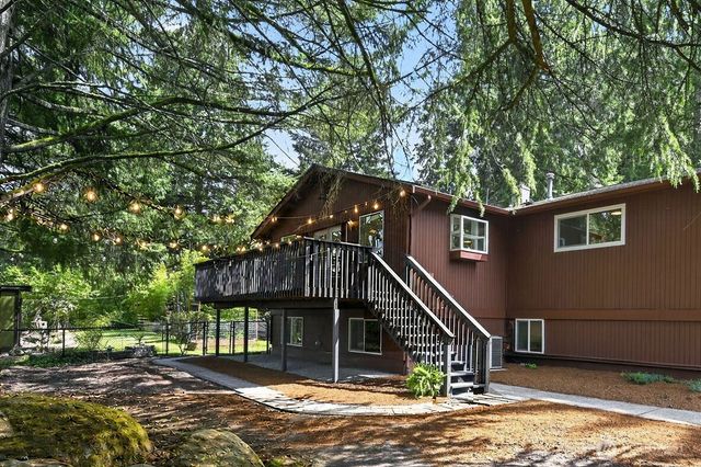 8507 45th Street W, University Place, WA 98466