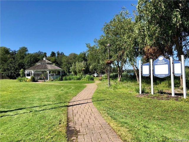 174 East Lake Boulevard R2, Mahopac, NY 10541
