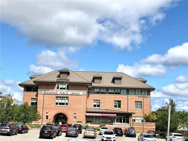 174 East Lake Boulevard R2, Mahopac, NY 10541