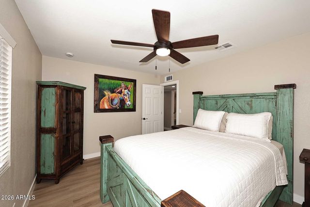 27435 N 42ND Street, Cave Creek, AZ 85331