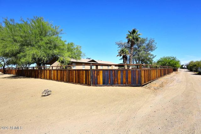 27435 N 42ND Street, Cave Creek, AZ 85331