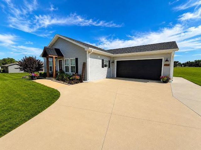 3921 Kipling Drive, Janesville, WI 53548