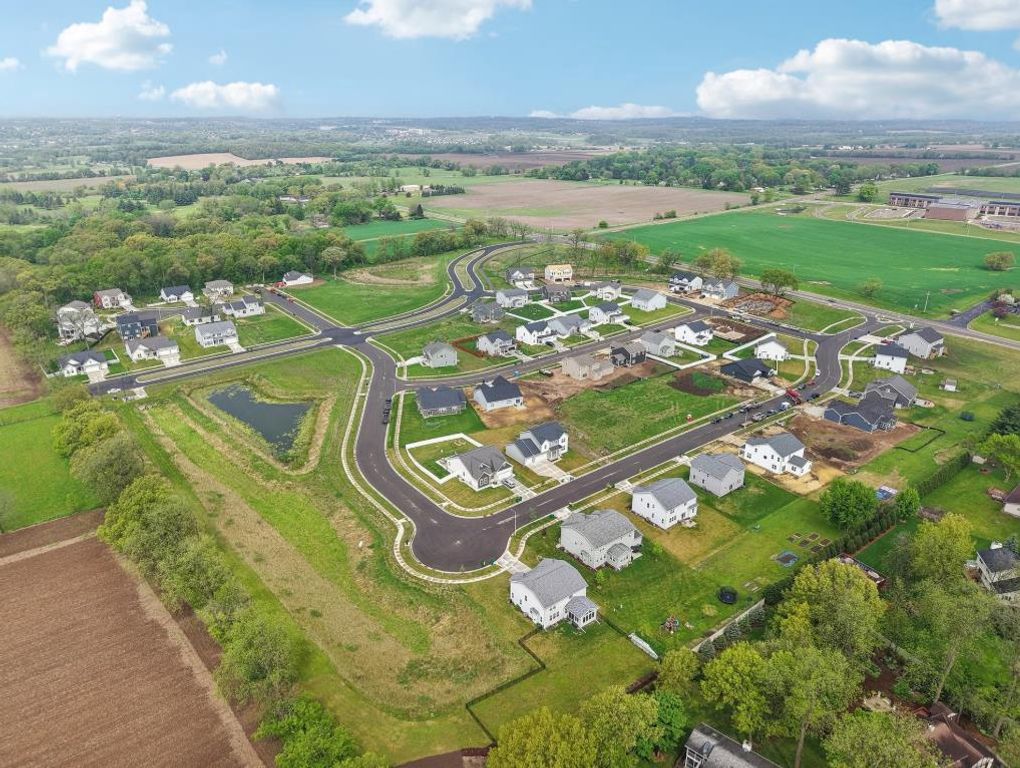 543 Buss Road, Cottage Grove, WI 53527