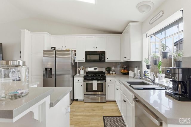 21461 Silver Drive, Tehachapi, CA 93561
