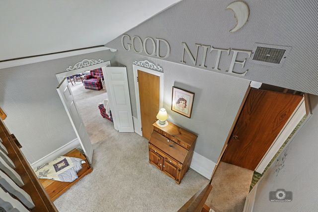 7300 W Palos Avenue, Palos Heights, IL 60463