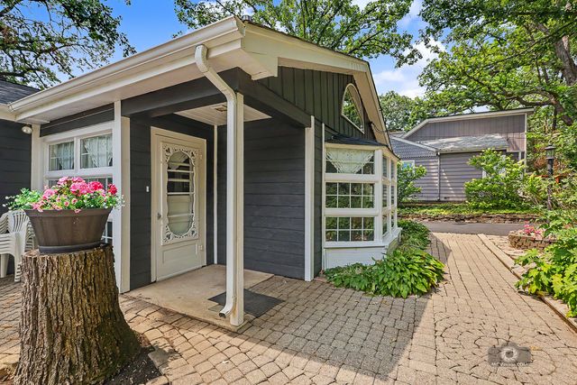 7300 W Palos Avenue, Palos Heights, IL 60463